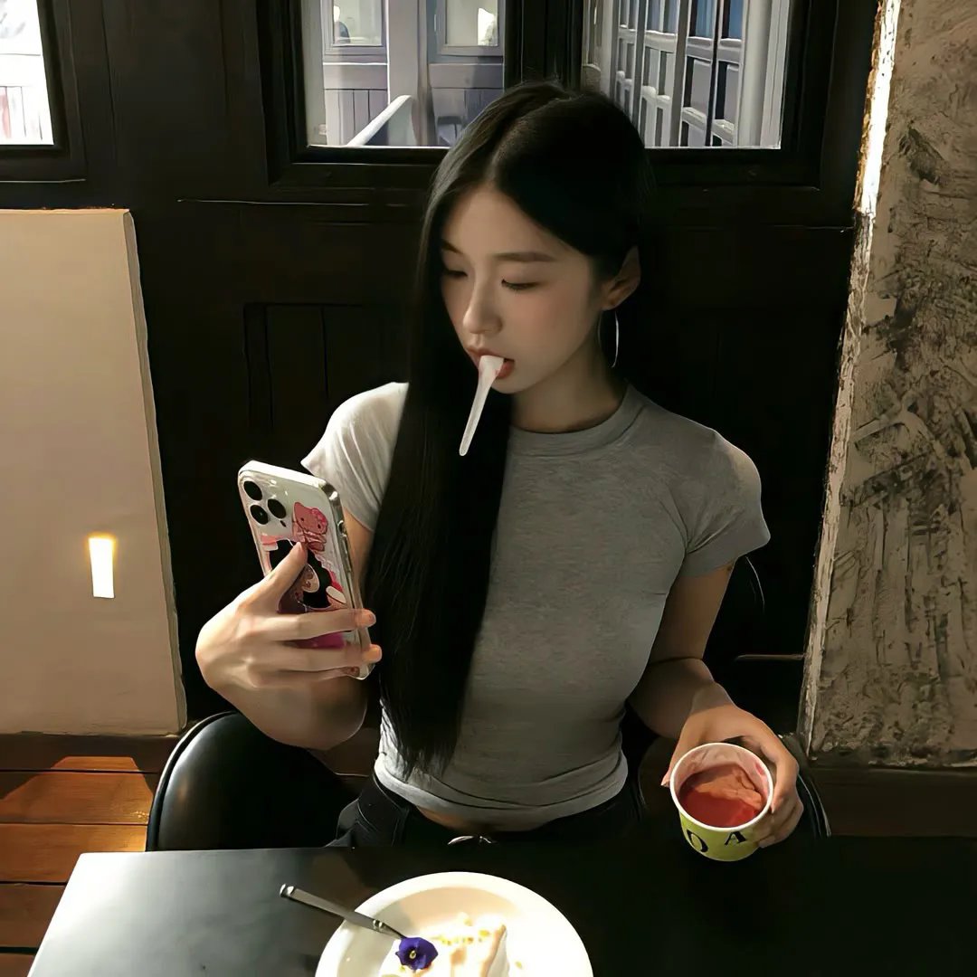 忧郁小妇人